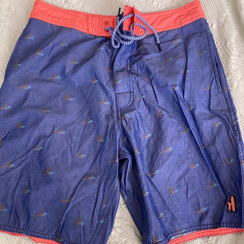 Men’s Johnnie-O patterned swim shorts